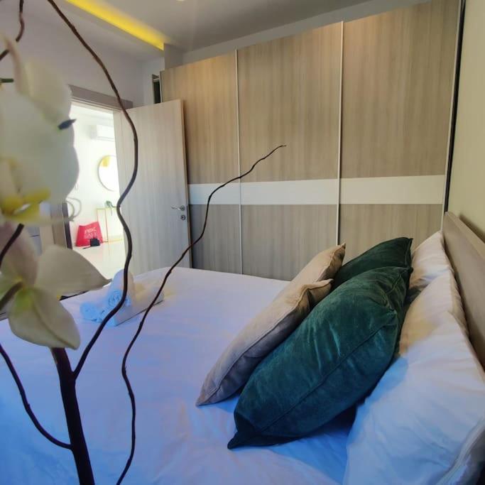 Cozy Penthouse In Central Malta Apartment Balzan Екстериор снимка