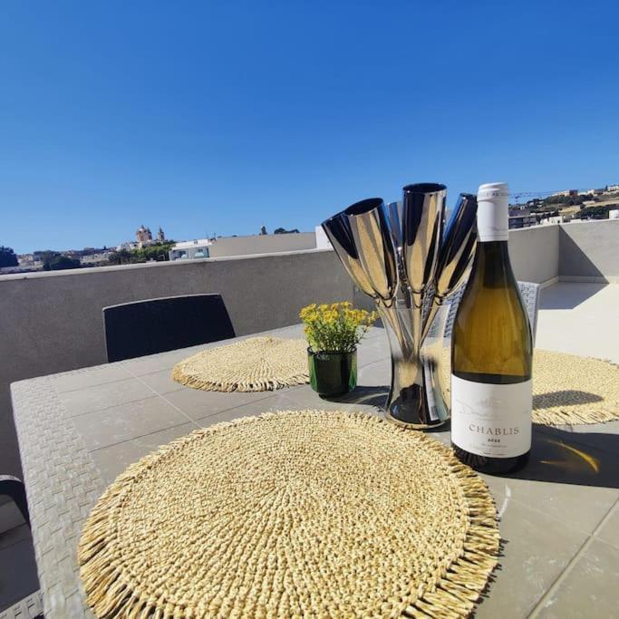 Cozy Penthouse In Central Malta Apartment Balzan Екстериор снимка